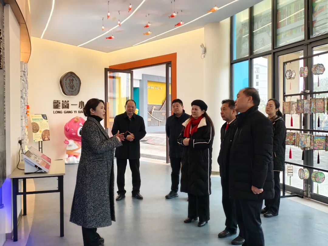 市关工委赴大足区调研关心下一代工作